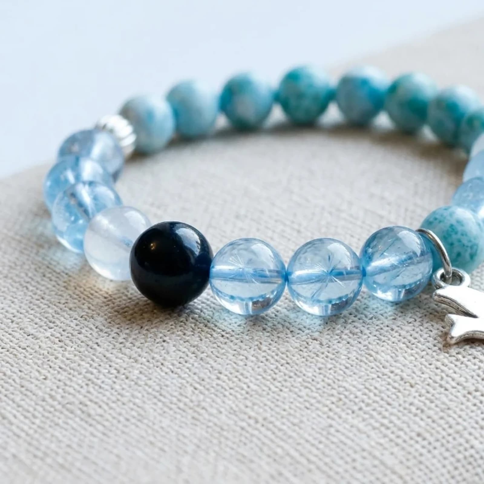 Azure Coast Free Breath Bracelet - angle-04