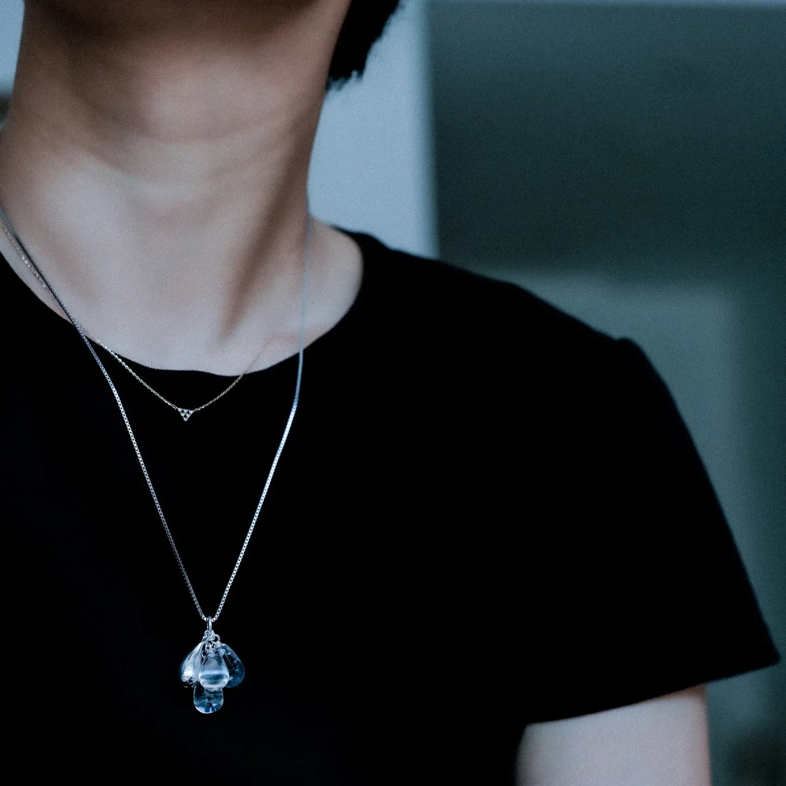 Clear Quartz Necklace - angle-02