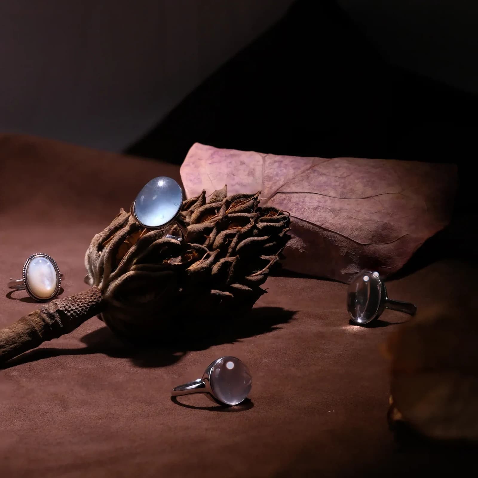 Crystal Egg Ring B - ritual-01