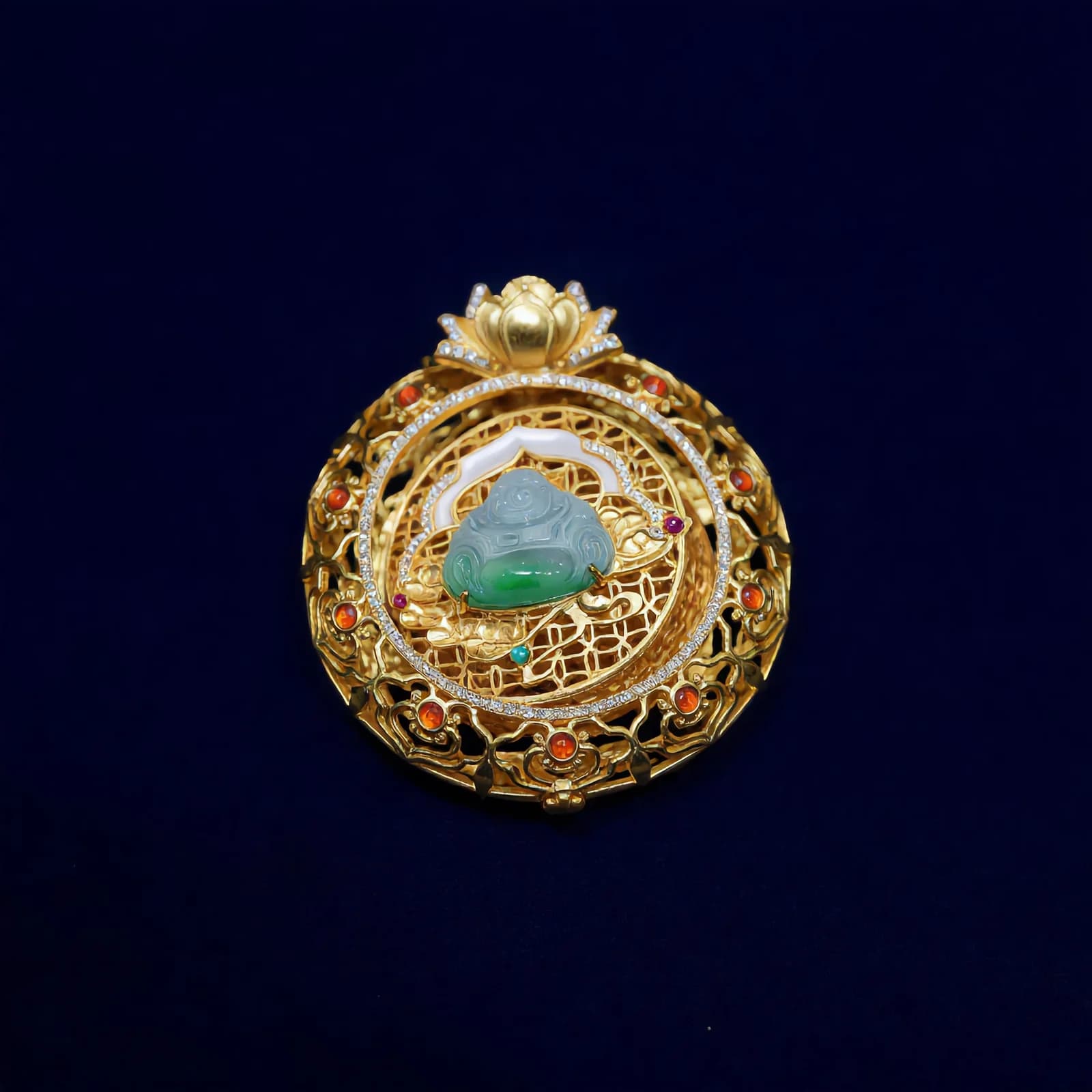 Gold Filigree Heritage Pendant